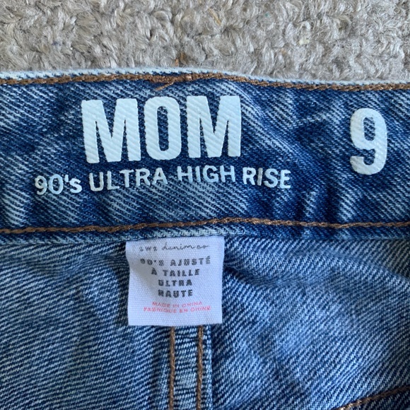 SWS 90’s ultra high rise mom jean shorts. - Picture 3 of 3